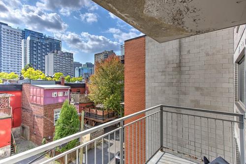 2 bedrooms apartment for rent in Montreal - Ville-Marie — photo 4