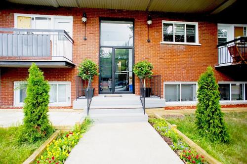 2 bedrooms apartment for rent in Laval — photo 13