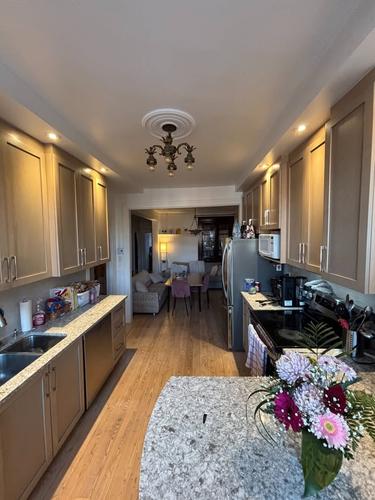 Appartement de 4 chambres à louer à Montreal - Le Plateau-Mont-Royal — photo 2