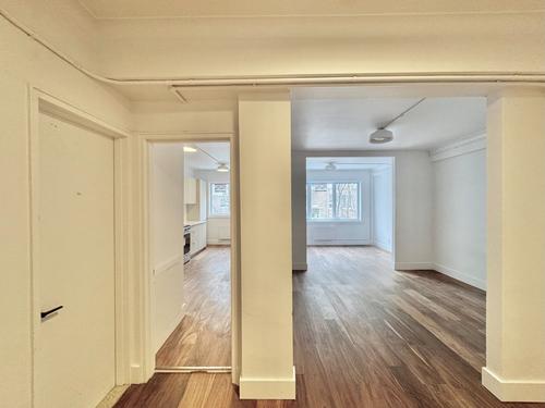 2 bedrooms apartment for rent in Montreal - Côte-des-Neiges–Notre-Dame-de-Grâce — photo 11