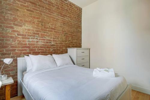 5 bedrooms apartment for rent in Montreal - Le Plateau-Mont-Royal — photo 7