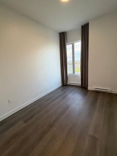 Appartement de 3 chambres à louer à Laval — photo 9
