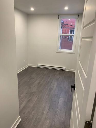 4 bedrooms apartment for rent in Montreal - Le Plateau-Mont-Royal — photo 11