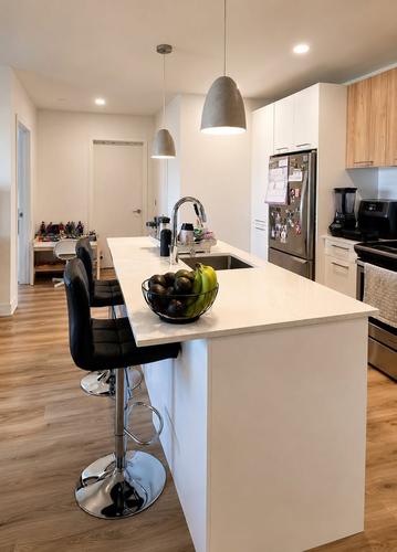2 bedrooms apartment for rent in Laval — photo 7