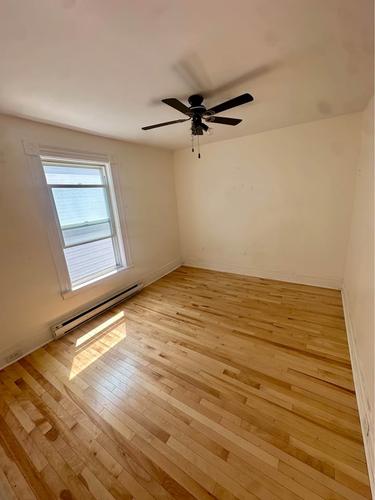 Appartement de 3 chambres à louer à Sherbrooke — photo 2