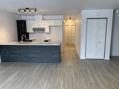 3 bedrooms apartment for rent in Sherbrooke — photo 10