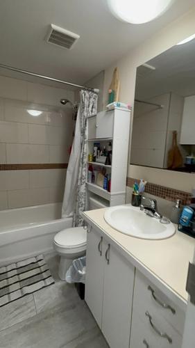 2 bedrooms apartment for rent in Sherbrooke — photo 17