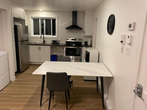 2 bedrooms apartment for rent in Sherbrooke — photo 2