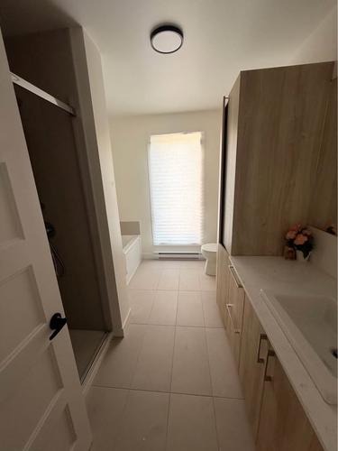 Appartement de 3 chambres à louer à Québec - Sainte-Foy–Sillery–Cap-Rouge — photo 3