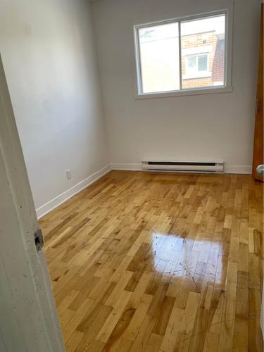 Appartement de 3 chambres à louer à Laval — photo 2