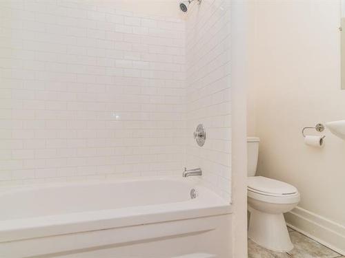 3 bedrooms apartment for rent in Montreal - Verdun — photo 13