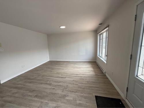 2 bedrooms apartment for rent in Sherbrooke — photo 3
