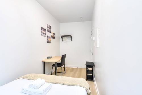 2 bedrooms apartment for rent in Montreal - Ville-Marie — photo 3