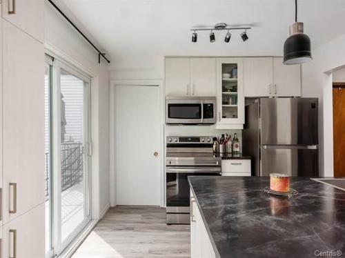 2 bedrooms apartment for rent in Montreal - Ville-Marie — photo 9