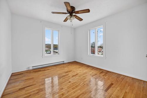 2 bedrooms apartment for rent in Sherbrooke — photo 8
