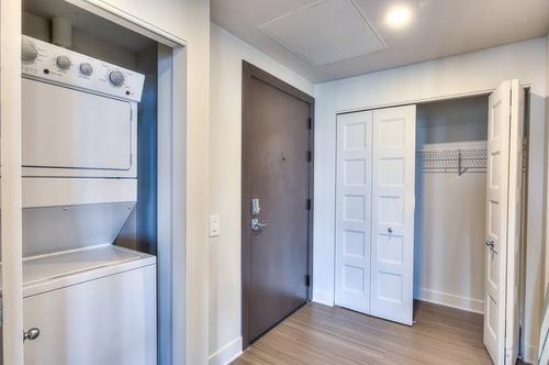 2 bedrooms apartment for rent in Laval — photo 10