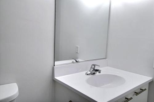 Studio for rent in Québec - Sainte-Foy–Sillery–Cap-Rouge — photo 8