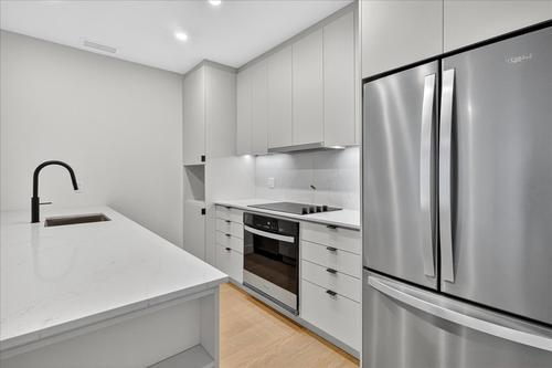 Appartement de 3 chambres à louer à Montreal - Ville-Marie — photo 6