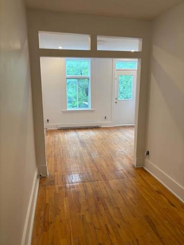 2 bedrooms apartment for rent in Montreal - Le Plateau-Mont-Royal — photo 3
