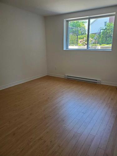 Appartement de 2 chambres à louer à Longueuil — photo 2
