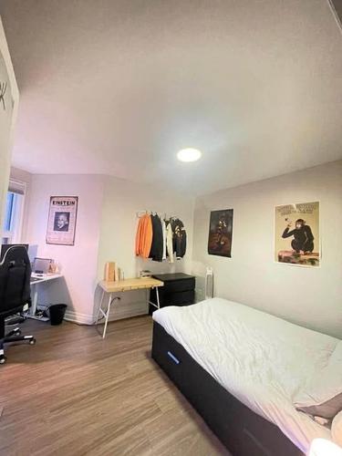 4 bedrooms apartment for rent in Montreal - Le Plateau-Mont-Royal — photo 11