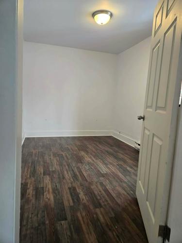 2 bedrooms apartment for rent in Sherbrooke — photo 4