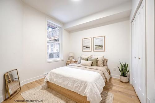 4 bedrooms apartment for rent in Montreal - Le Plateau-Mont-Royal — photo 12