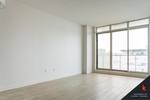 2 bedrooms apartment for rent in Laval — photo 6