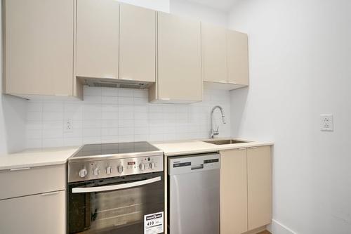 Studio for rent in Montreal - Côte-des-Neiges–Notre-Dame-de-Grâce — photo 9