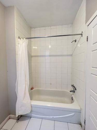 5 bedrooms apartment for rent in Montreal - Le Plateau-Mont-Royal — photo 13