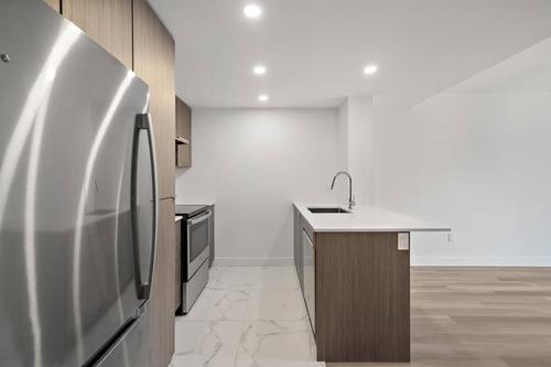4 bedrooms apartment for rent in Montreal - Ahuntsic-Cartierville — photo 11