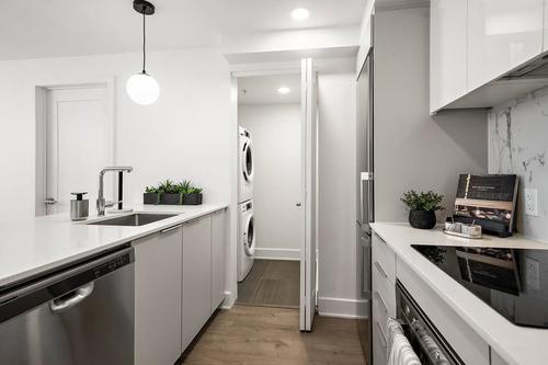 2 bedrooms apartment for rent in Montreal - Ville-Marie — photo 7