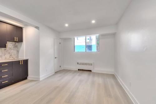 1 bedroom apartment for rent in Montreal - Ville-Marie — photo 2