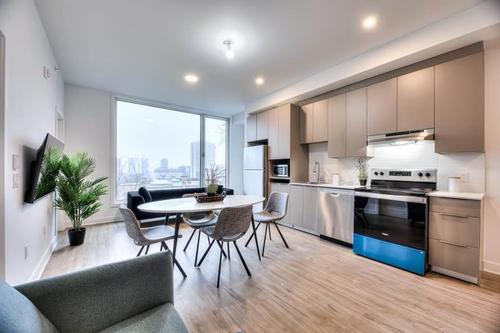 3 bedrooms apartment for rent in Montreal - Ville-Marie — photo 12