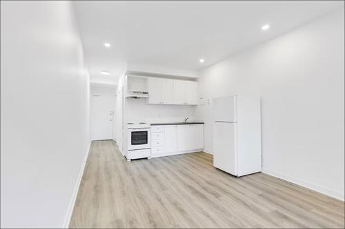 Studio à louer à Montreal - Villeray–Saint-Michel–Parc-Extension — photo 9