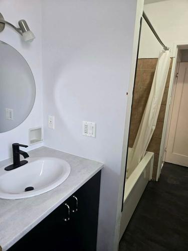 2 bedrooms apartment for rent in Sherbrooke — photo 13