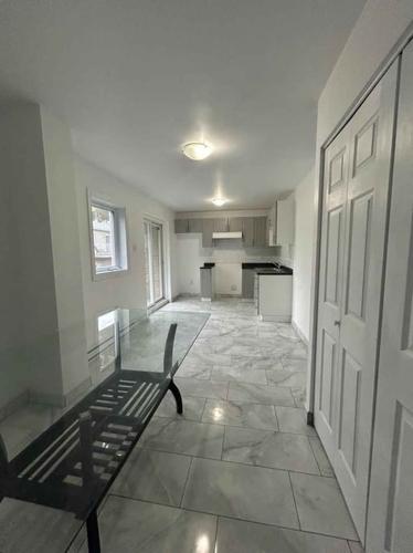 3 bedrooms apartment for rent in Montreal - Ahuntsic-Cartierville — photo 11