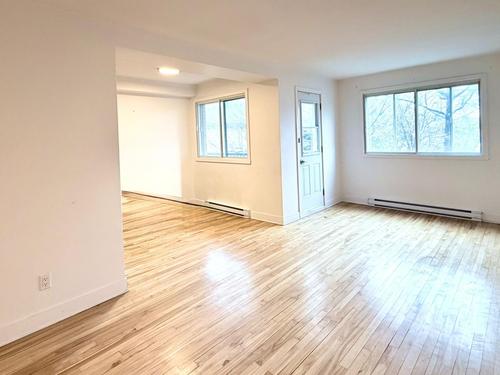 2 bedrooms apartment for rent in Laval — photo 5