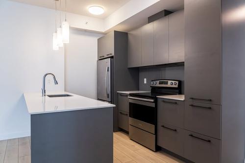 2 bedrooms apartment for rent in Laval — photo 6