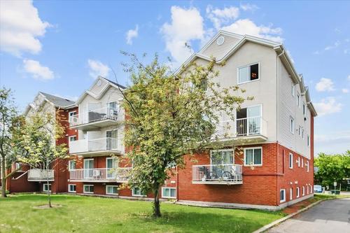 Appartement de 2 chambres à louer à Longueuil — photo 2