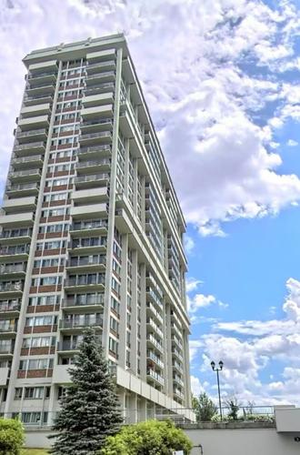 2 bedrooms apartment for rent in Laval — photo 2
