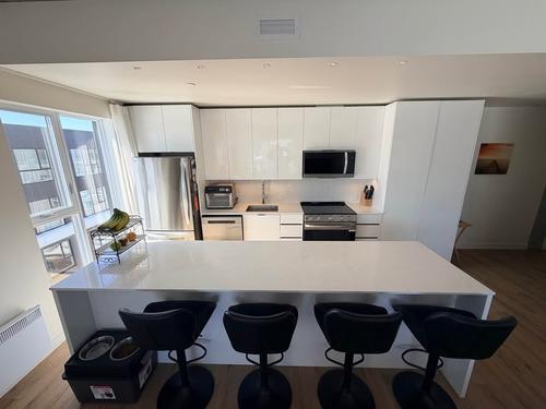 Appartement de 3 chambres à louer à Québec - Sainte-Foy–Sillery–Cap-Rouge — photo 2