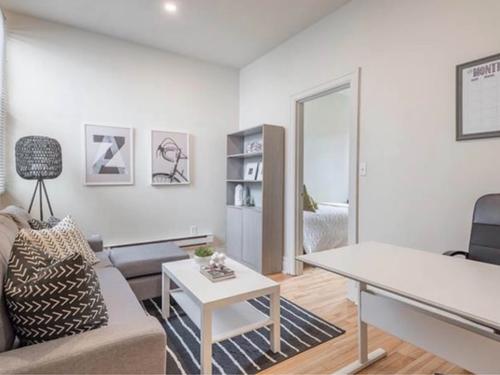 3 bedrooms apartment for rent in Montreal - Le Plateau-Mont-Royal — photo 2