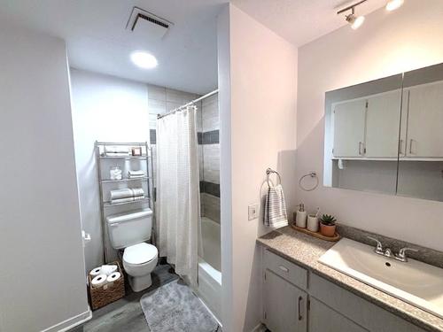 2 bedrooms apartment for rent in Sherbrooke — photo 4