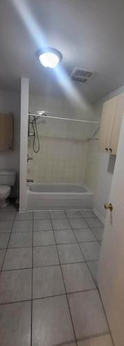 2 bedrooms apartment for rent in Laval — photo 9