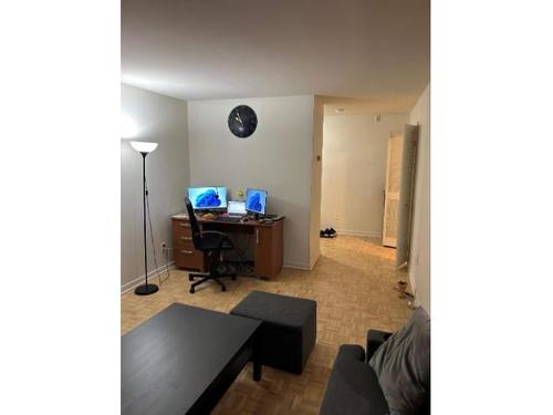1 bedroom apartment for rent in Montreal - Saint-Laurent — photo 3