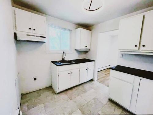 2 bedrooms apartment for rent in Sherbrooke — photo 8