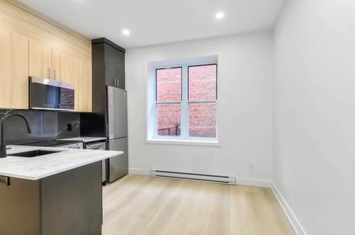2 bedrooms apartment for rent in Montreal - Ville-Marie — photo 4