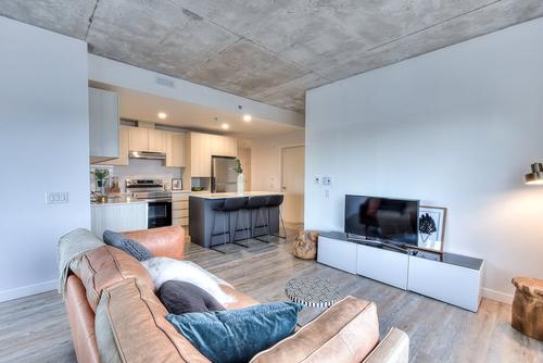 2 bedrooms apartment for rent in Laval — photo 6