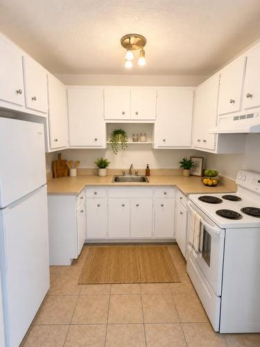 2 bedrooms apartment for rent in Sherbrooke — photo 2
